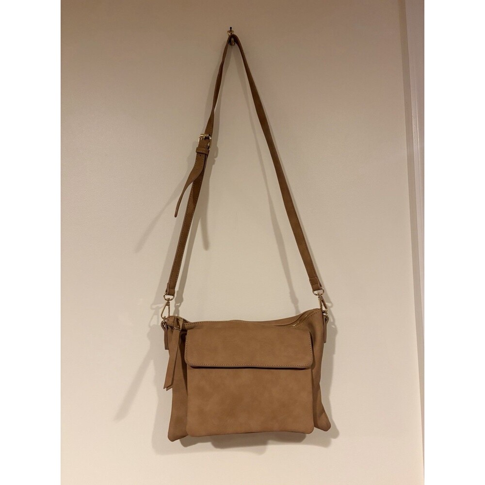 Shiraleah Tan Pebbled Crossbody leather Bag, Zip, Gold, Detach/Adjust Strap